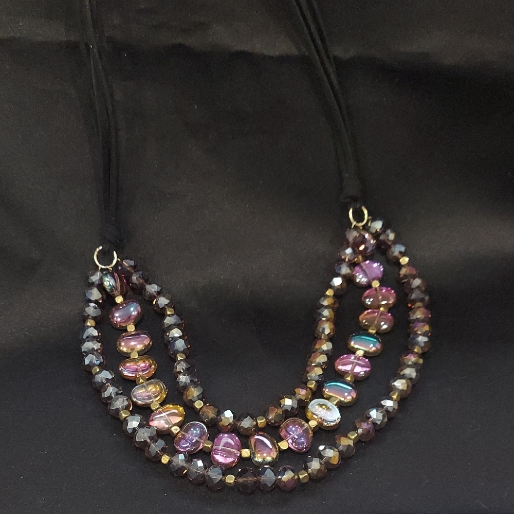VENUS NECKLACE & EARRINGS GEMSTONES & Elegant Beads with Multicolor Accents
